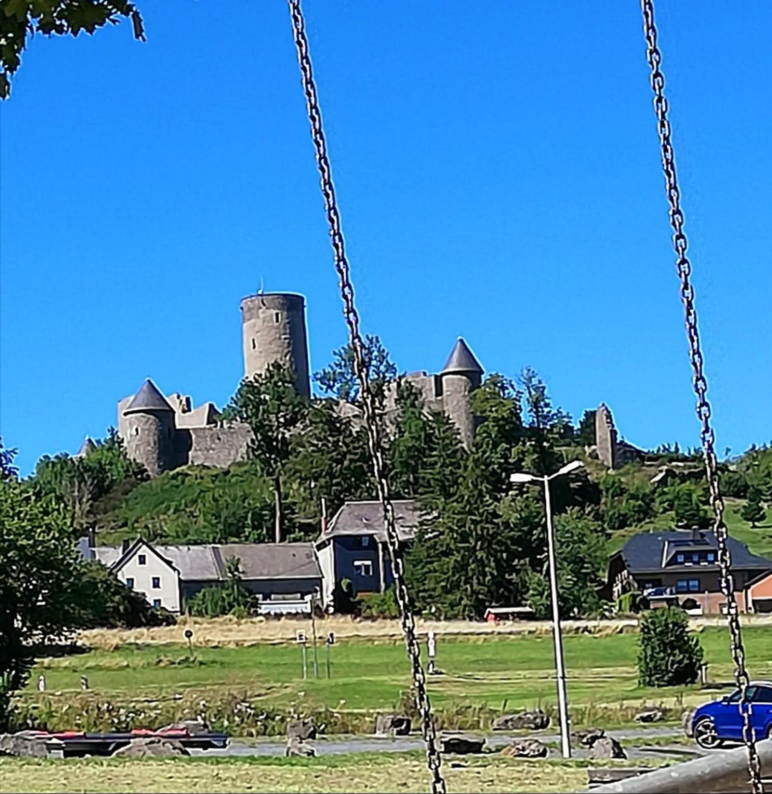 Am Lindenbaum, Ferienwohnung In Siebenbach Am Nuerburgring المظهر الخارجي الصورة